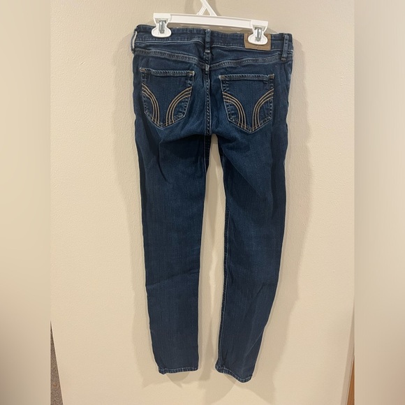 Hollister Jeans - Picture 2 of 5